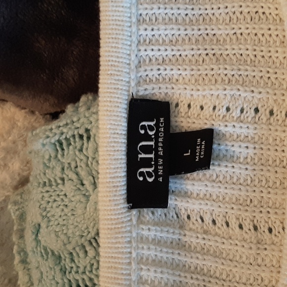 A.N.A Brand White Light Sweater Size Large - Picture 4 of 5